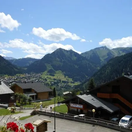 - 5 Pers, Proche Pistes, Animaux Acceptes * Chatel